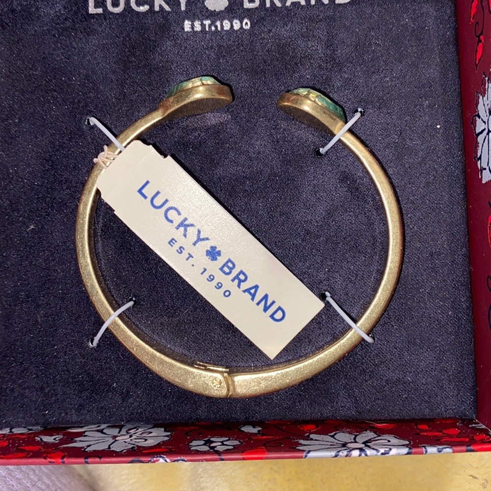 Bracelet